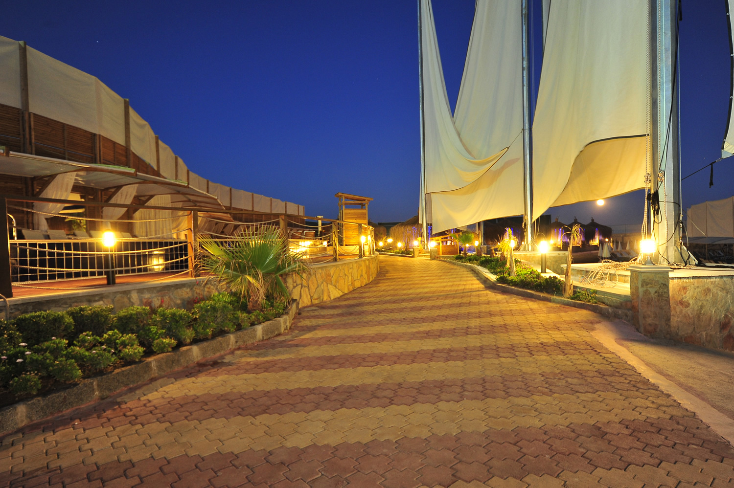 Adenya Hotel&Resort Bahçe Manzarası