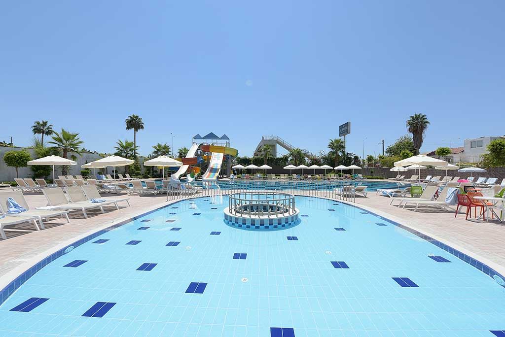 Al Bahir Deluxe Hotel Peysaj Havuz