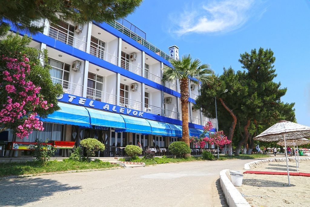 Erdek Alevok Otel Bahçe