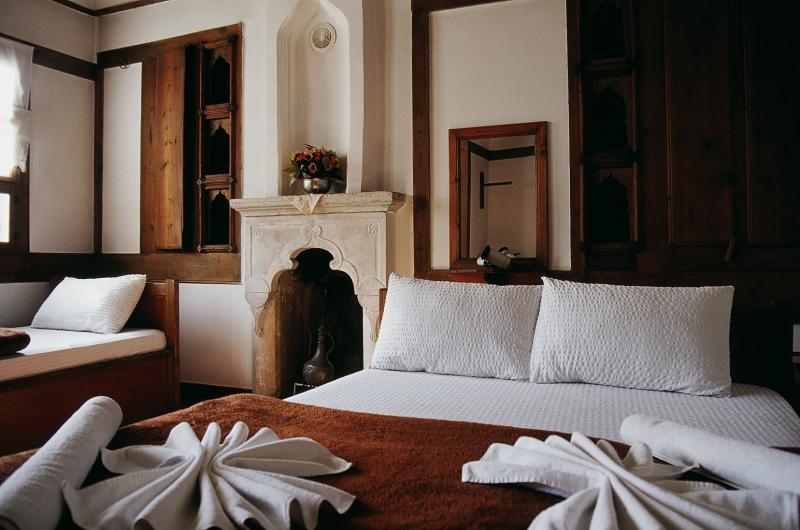 Bastoncu Konak Hotel Aile Odası