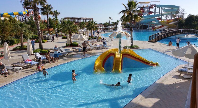 Bera Alanya Hotel Çocuk Havuzu