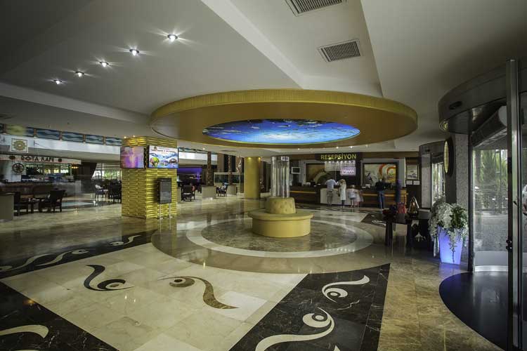 Bera Alanya Hotel Resepsiyon