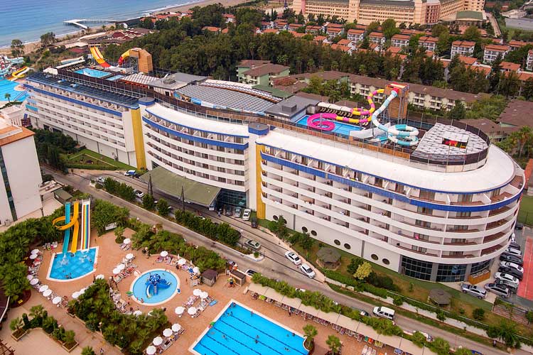 Bera Alanya Hotel Yukarıdan Görünümü