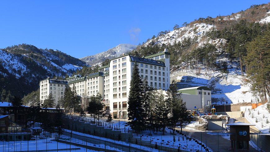 Çam Termal Otel Kış Görünümü