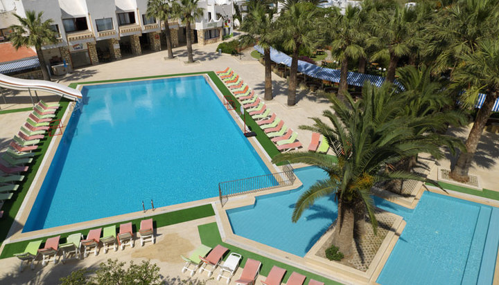 Club Familia Tatil Köyü Açık Havuz Çocuk