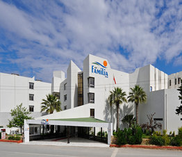 Club Familia Tatil Köyü Otel Girişi