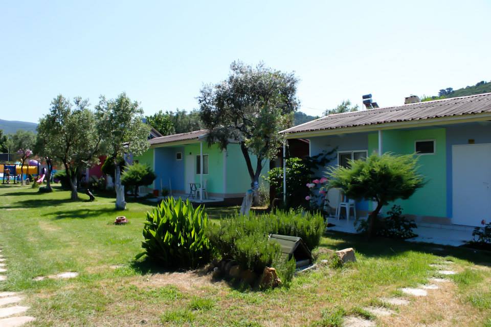 Fıstıklı Çiçekevler Tatil Köyü Dış Görünümü