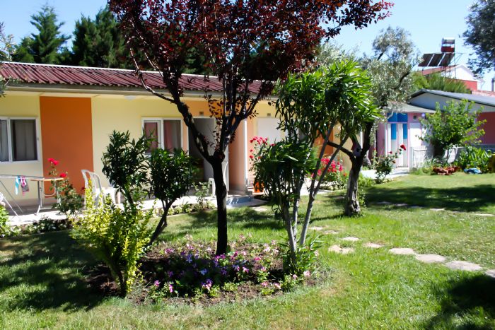 Fıstıklı Çiçekevler Tatil Köyü Evlerin Görünümü