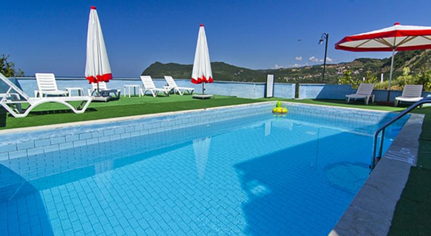 Günter Seher Otel Havuz