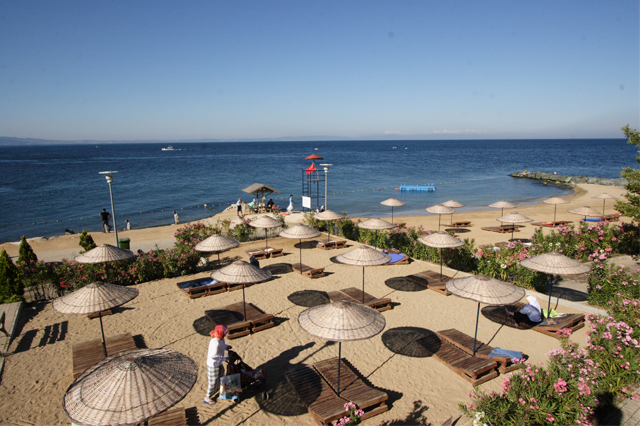 İhlas Armutlu Tatil Köyü Kadınlar Plajı