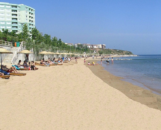 İhlas Armutlu Tatil Köyü Plajı