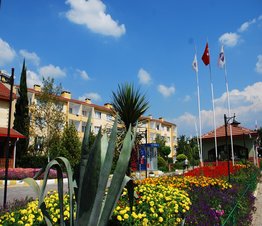 İhlas Kuzuluk Kaplıca Evleri Genel Görünümü