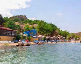 İvy Terrace Hotel Deniz Kıyısı Görünümü