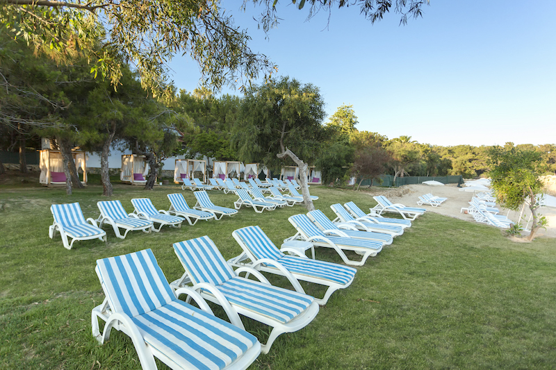 Modern Saraylar Tatil Köyü Bahçe Peysaj
