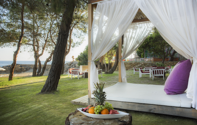 Modern Saraylar Tatil Köyü Deniz Kenarı