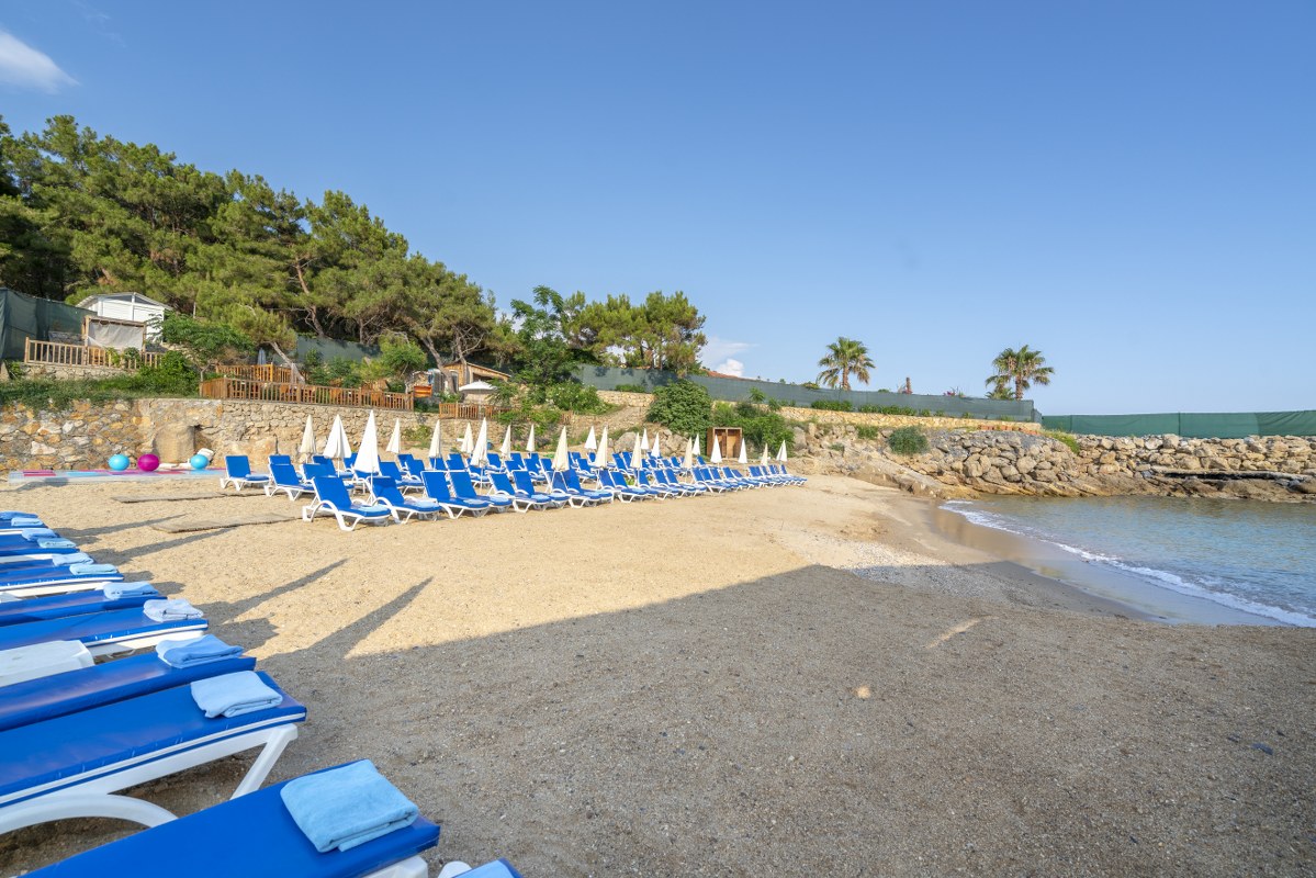 Modern Saraylar Tatil Köyü Plaj
