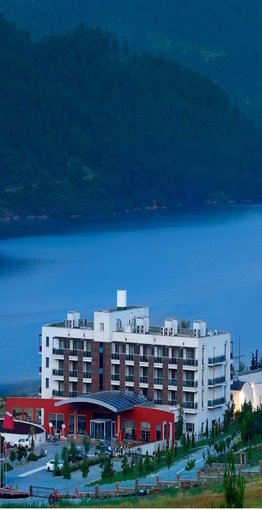 Obam Termal Otel Göl Manzarası