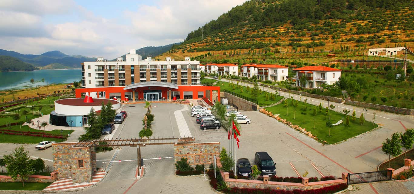 Obam Termal Otel Önden Görünümü