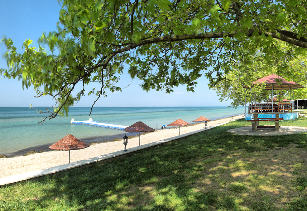 Rizom Tatil Köyü Sahil Kenarı