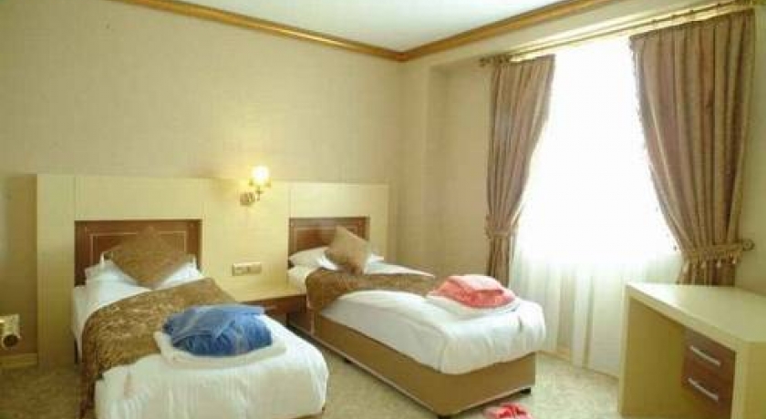 Sanitas Termal Hotel Aile Odası