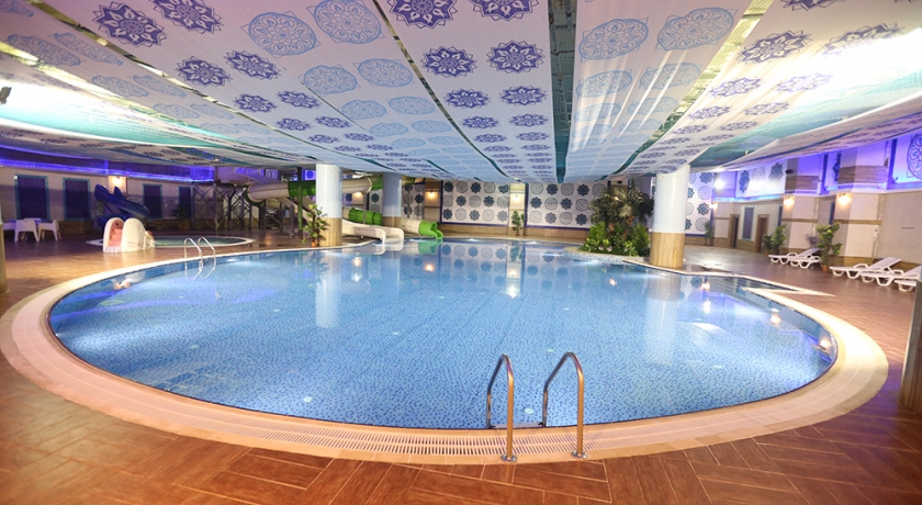 Sanitas Termal Hotel Kapalı Havuz
