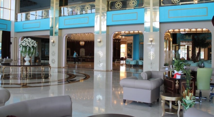 Sanitas Termal Hotel Lobi Oturma Alanları