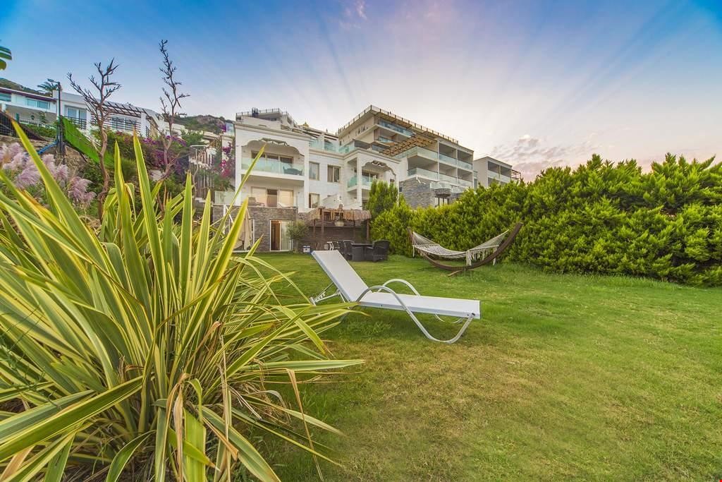 The Qasr Bodrum Hotel Bahçesi